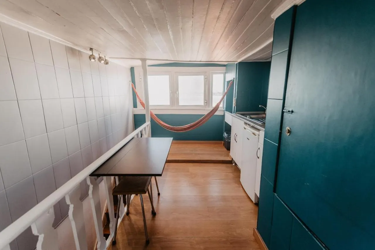 Cozy Apartment River View Lisbon Portugal